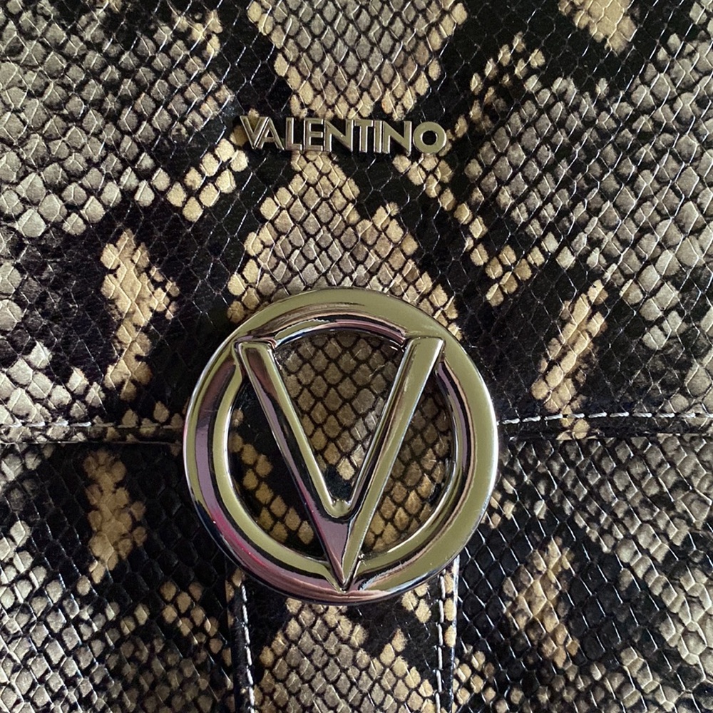 Brand New Valentino Snakeskin bag 🐍🖤